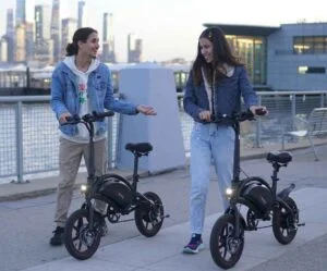 Read more about the article The Zwift Smart Bike: The Ultimate Guide to Indoor Cycling